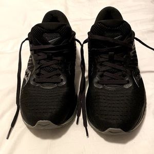 Saucony Women’s Athletic Shoes- Size 10